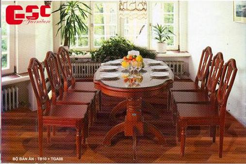 Bộ bàn ghế làm bằng gỗ tự nhiên mang nét đẹp hiện đại nhưng vẫn giữ được vẻ truyền thống